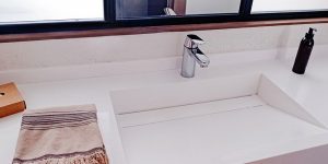 Three Stunning Ideas for Quartz Bathroom Countertops